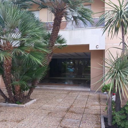 דירות קרו-דה-קאן Rez-De-Jardin Grand Studio מראה חיצוני תמונה