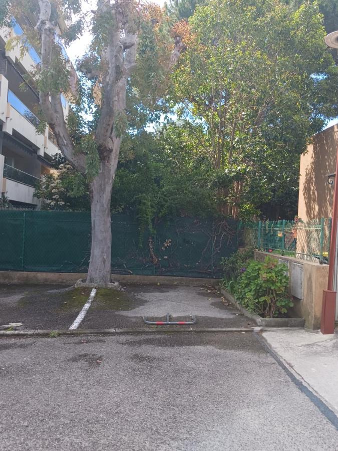 דירות קרו-דה-קאן Rez-De-Jardin Grand Studio מראה חיצוני תמונה